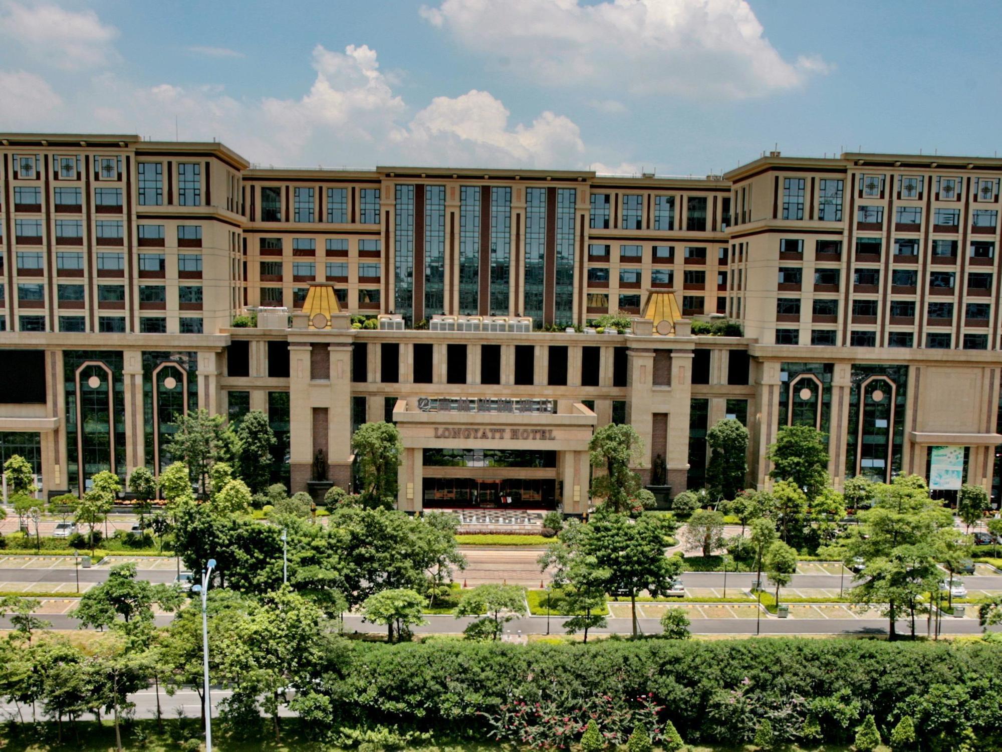 Longyatt Hotel Foshan Exteriör bild